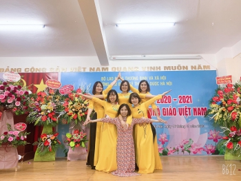 Hiệu trưởng trường Cao Đẳng Kỹ Thuật Y Dược Hà Nội - Chúc Mừng Ngày Nhà Giáo Việt Nam
