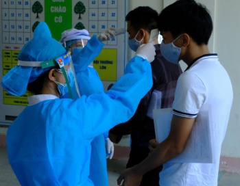 Dừng điểm thi có 352 thí sinh liên quan bệnh nhân 786 ở Quảng Ngãi