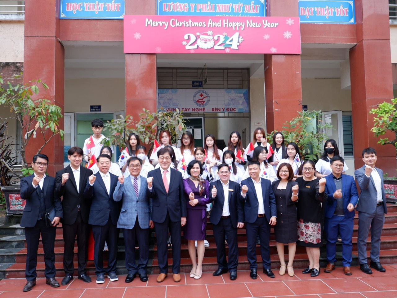 Lễ ký kết hợp tác giáo dục đào tạo giữa Trường Cao đẳng Kỹ thuật Y Dược Hà Nội và Trường Đại học tỉnh Gangwon Hàn Quốc